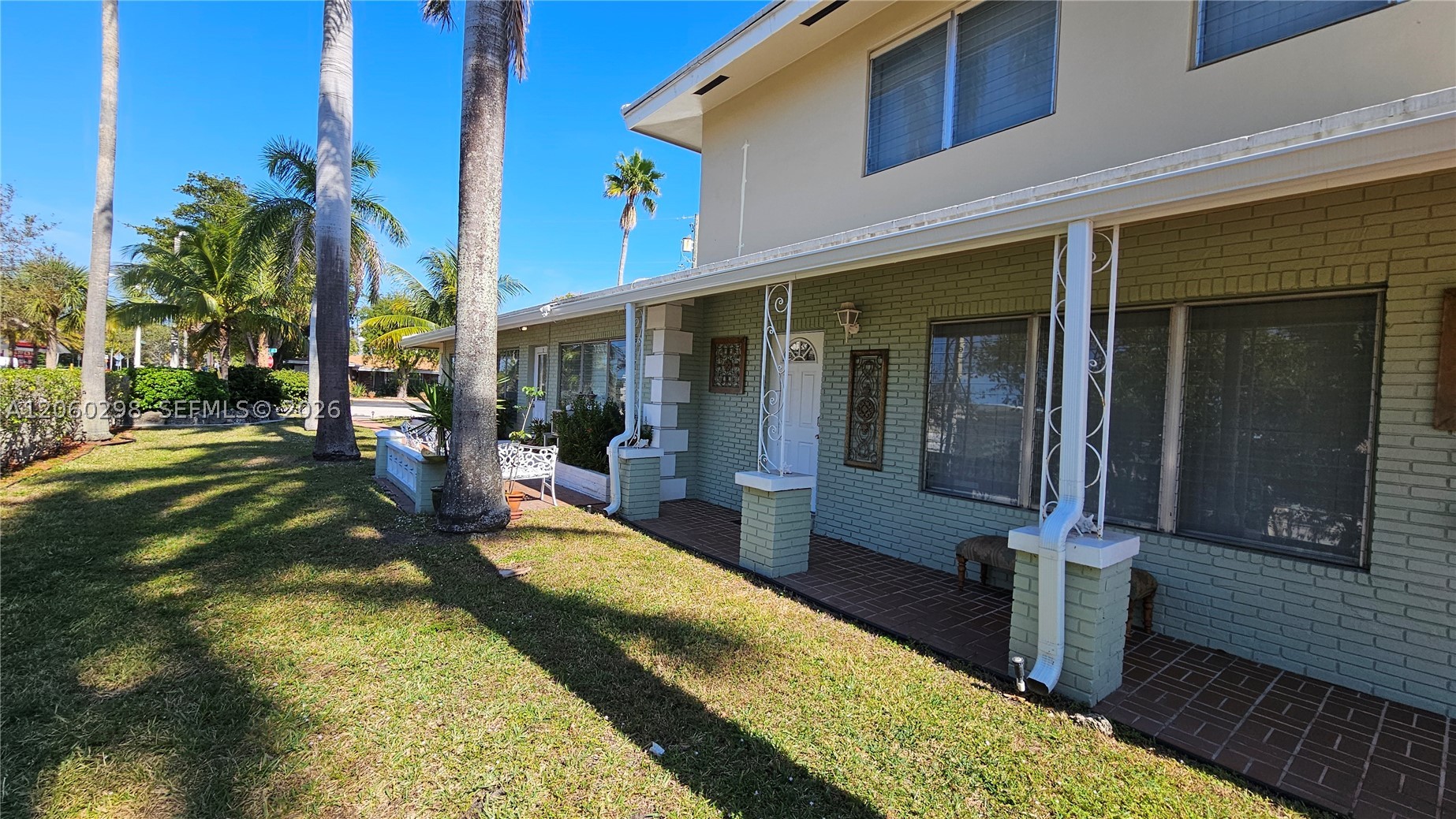 THE COVE - Residential Income