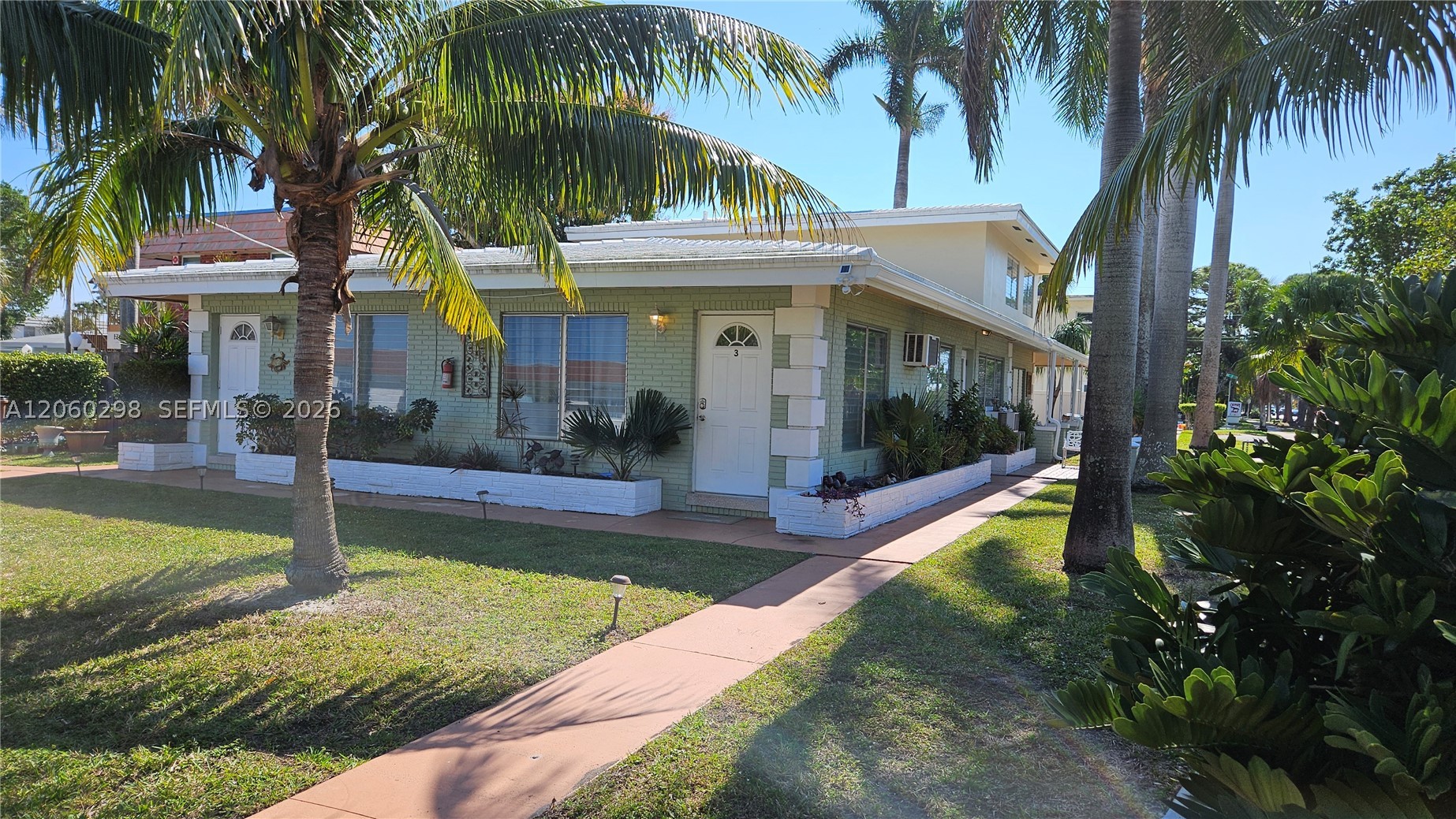 THE COVE - Residential Income