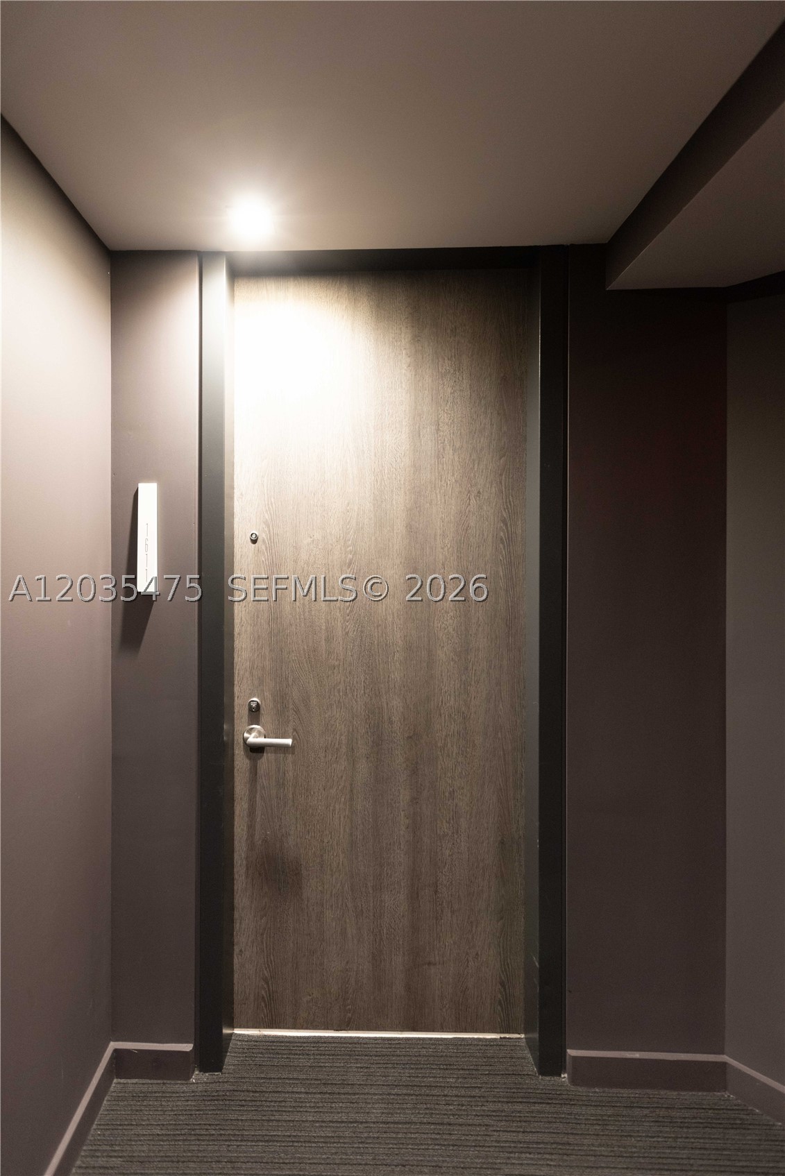 REACH CONDO - Residential