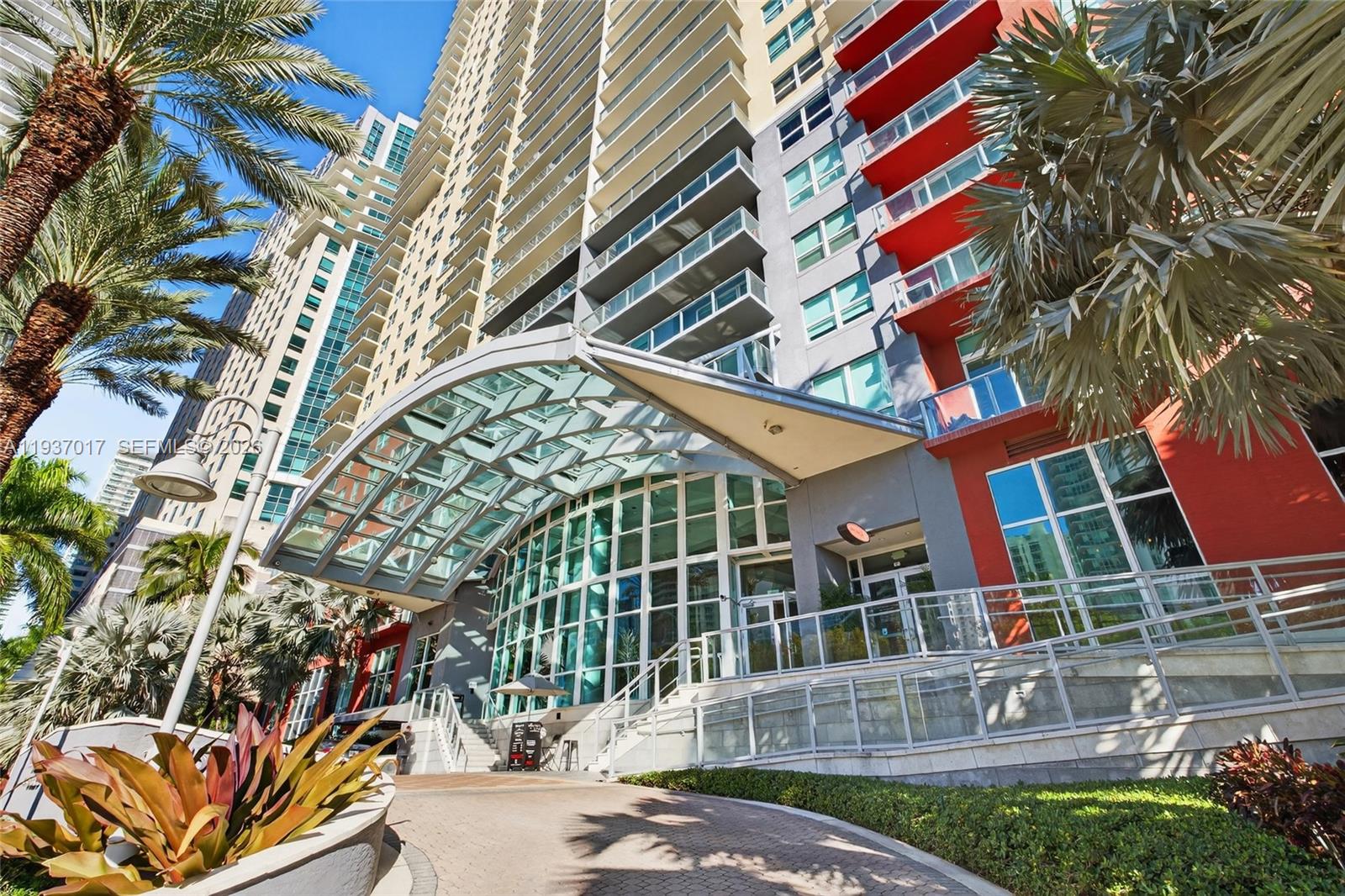 THE MARK ON BRICKELL COND - Residential