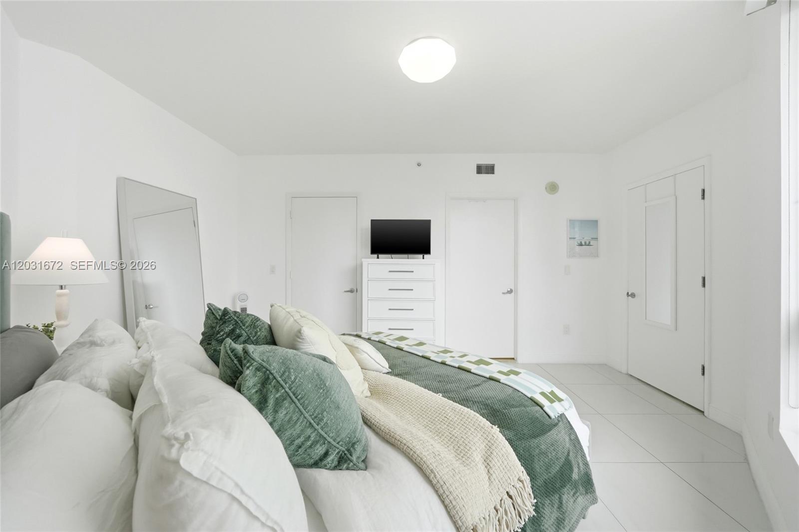 WIND CONDO - Residential