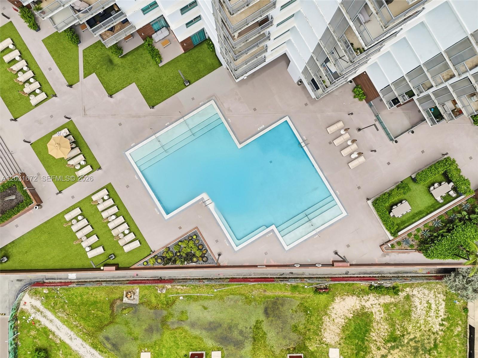 WIND CONDO - Residential