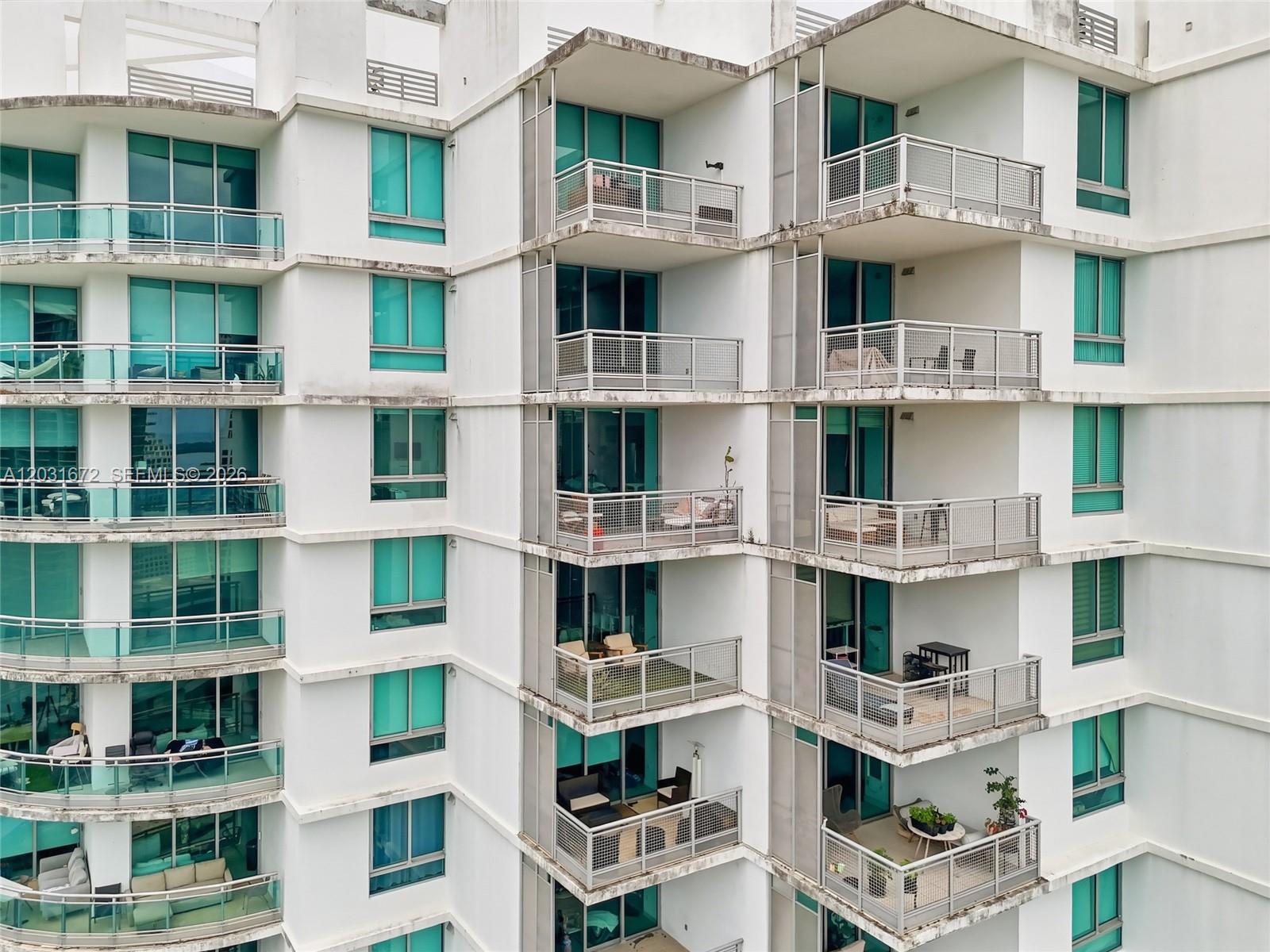 WIND CONDO - Residential