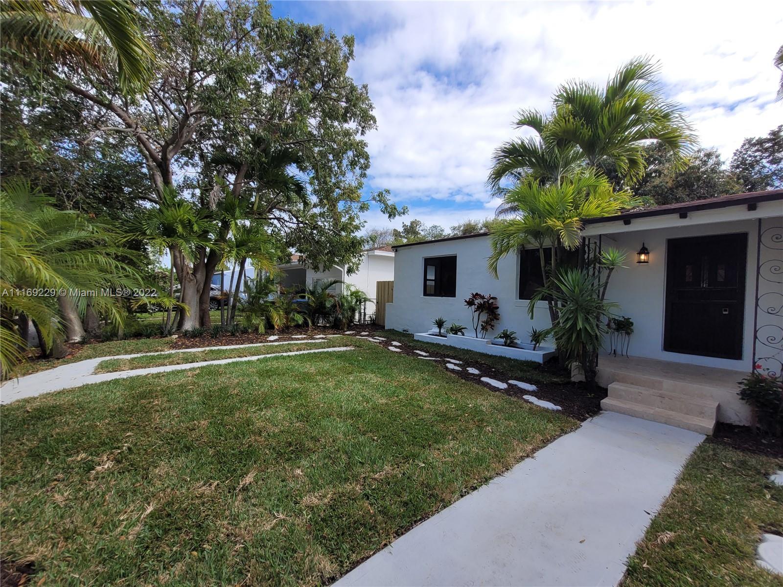 COLUMBIA PARK CORR PL - Residential