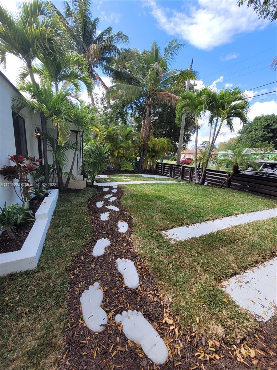 COLUMBIA PARK CORR PL - Residential