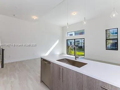 PLANTATION BUSINESS PARK - Residential Lease