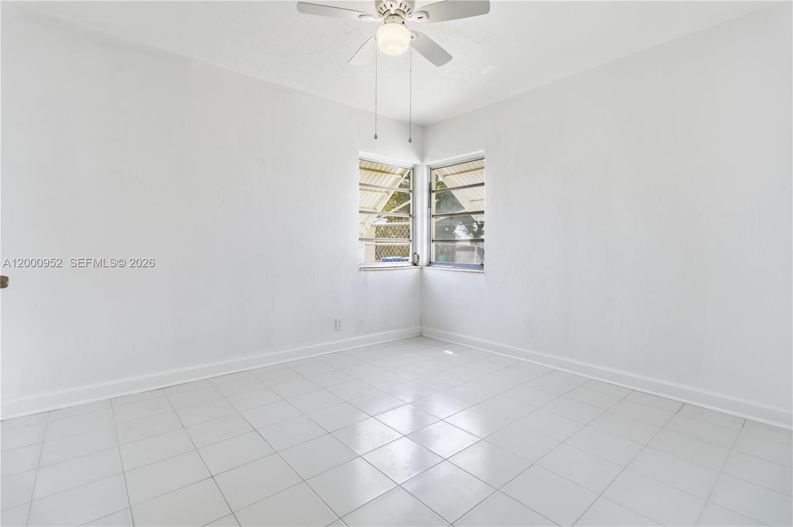 SOUTH HOLLYWOOD AMD PLAT - Residential