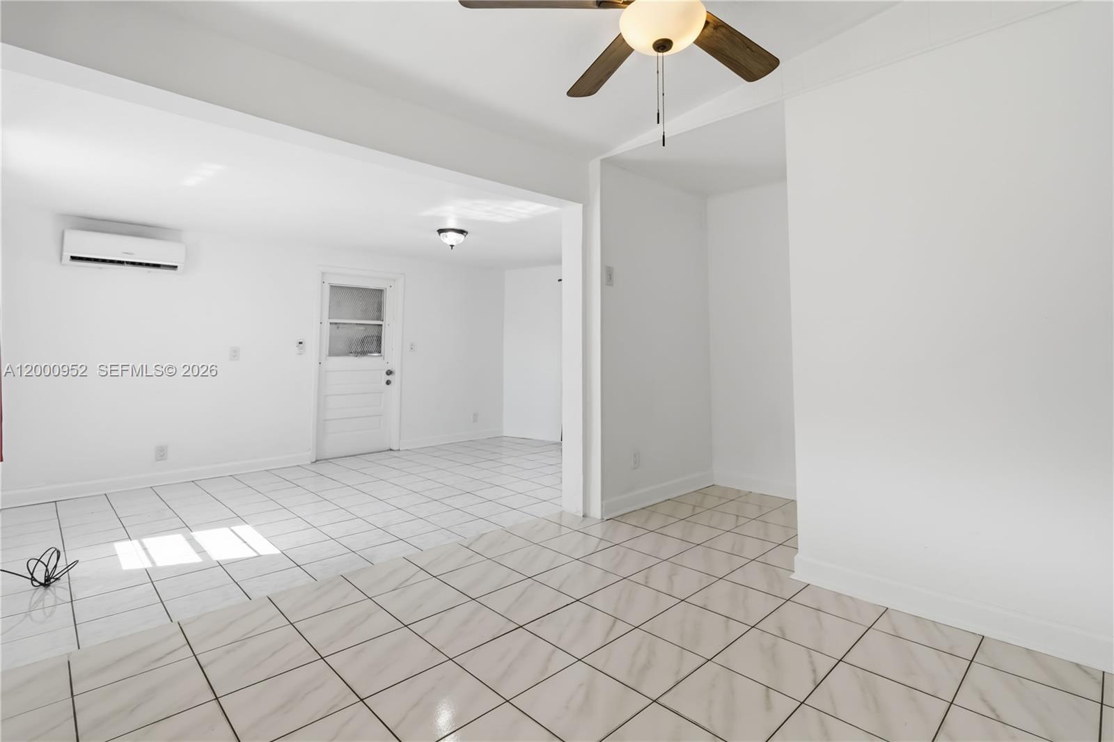 SOUTH HOLLYWOOD AMD PLAT - Residential