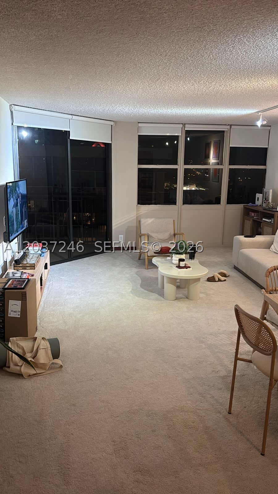 BRICKELL PLACE CONDO - Residential Lease