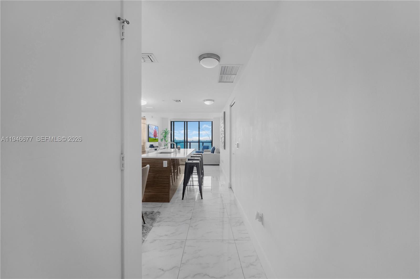 ICON BAY CONDO - Residential