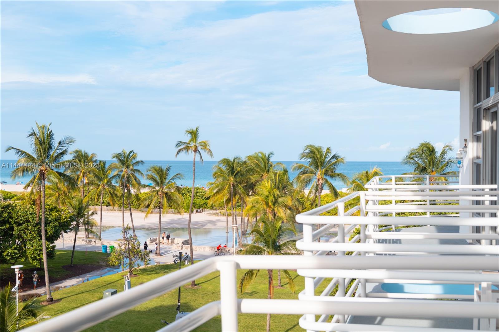 THE STRAND ON OCEAN DRIVE - Residential
