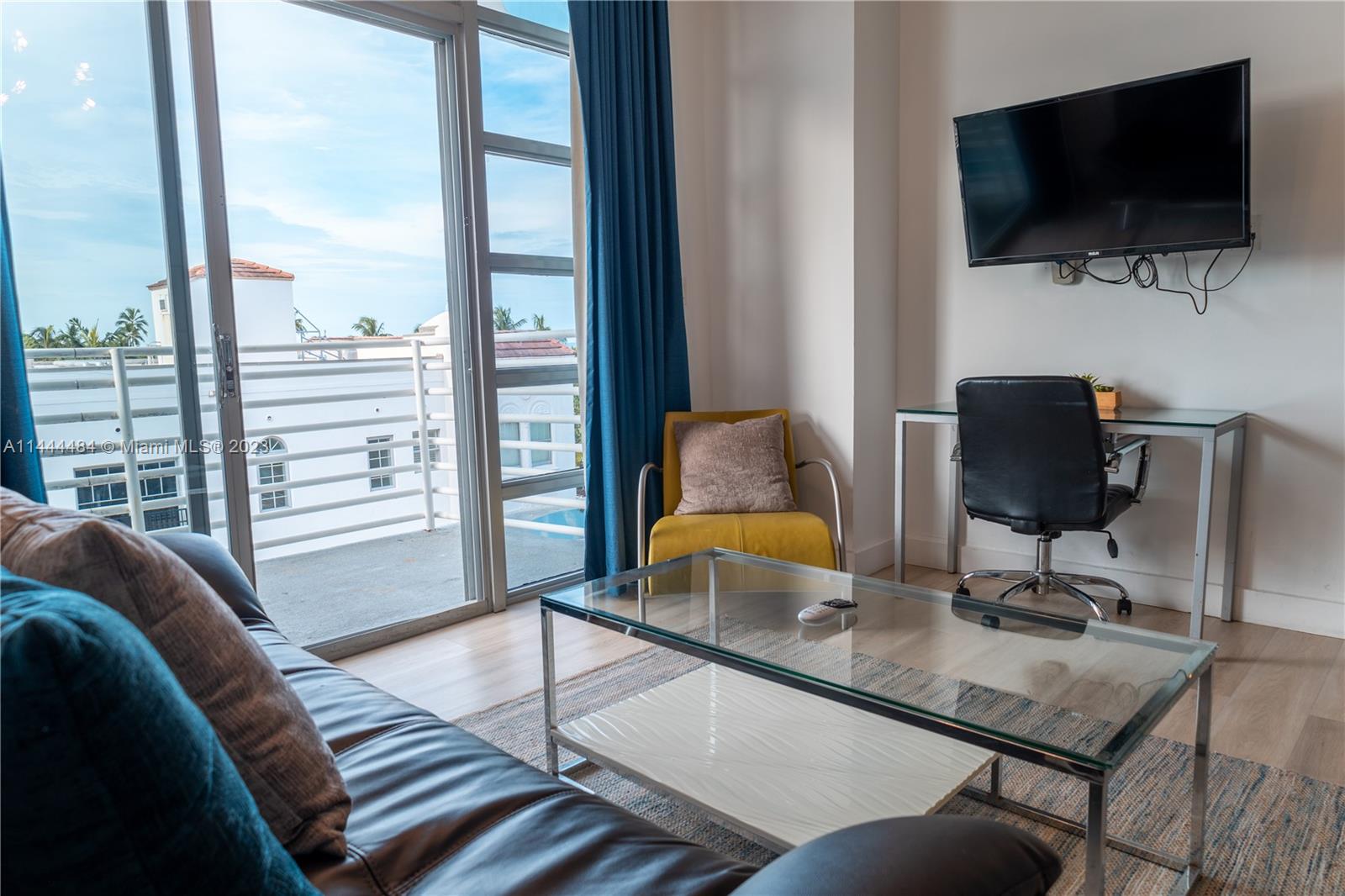 THE STRAND ON OCEAN DRIVE - Residential