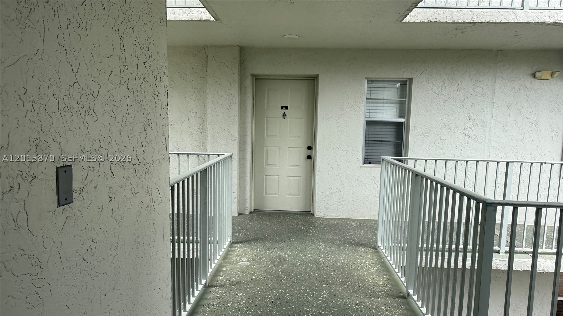 CYPRESS BEND CONDOMINIUM - Residential