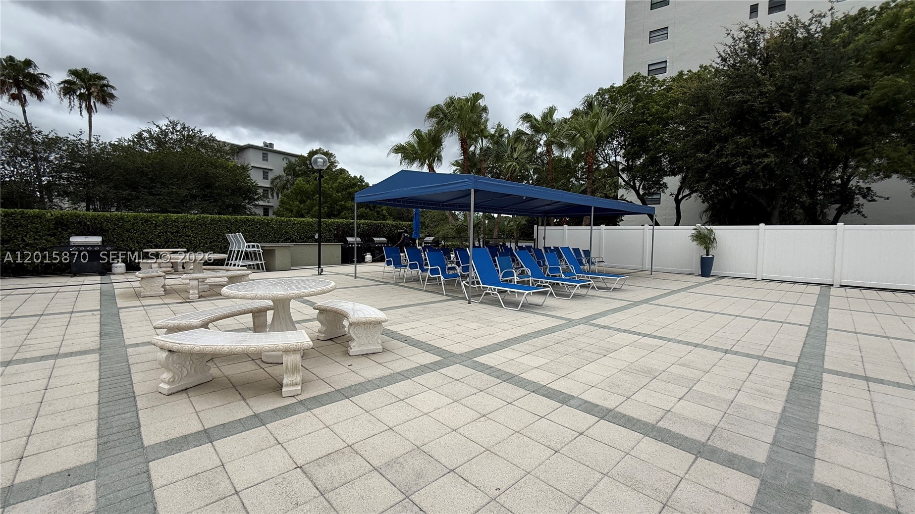 CYPRESS BEND CONDOMINIUM - Residential