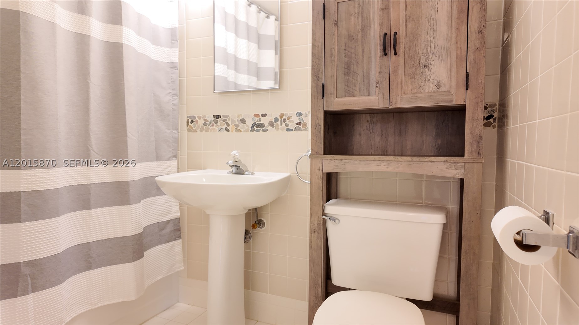 CYPRESS BEND CONDOMINIUM - Residential