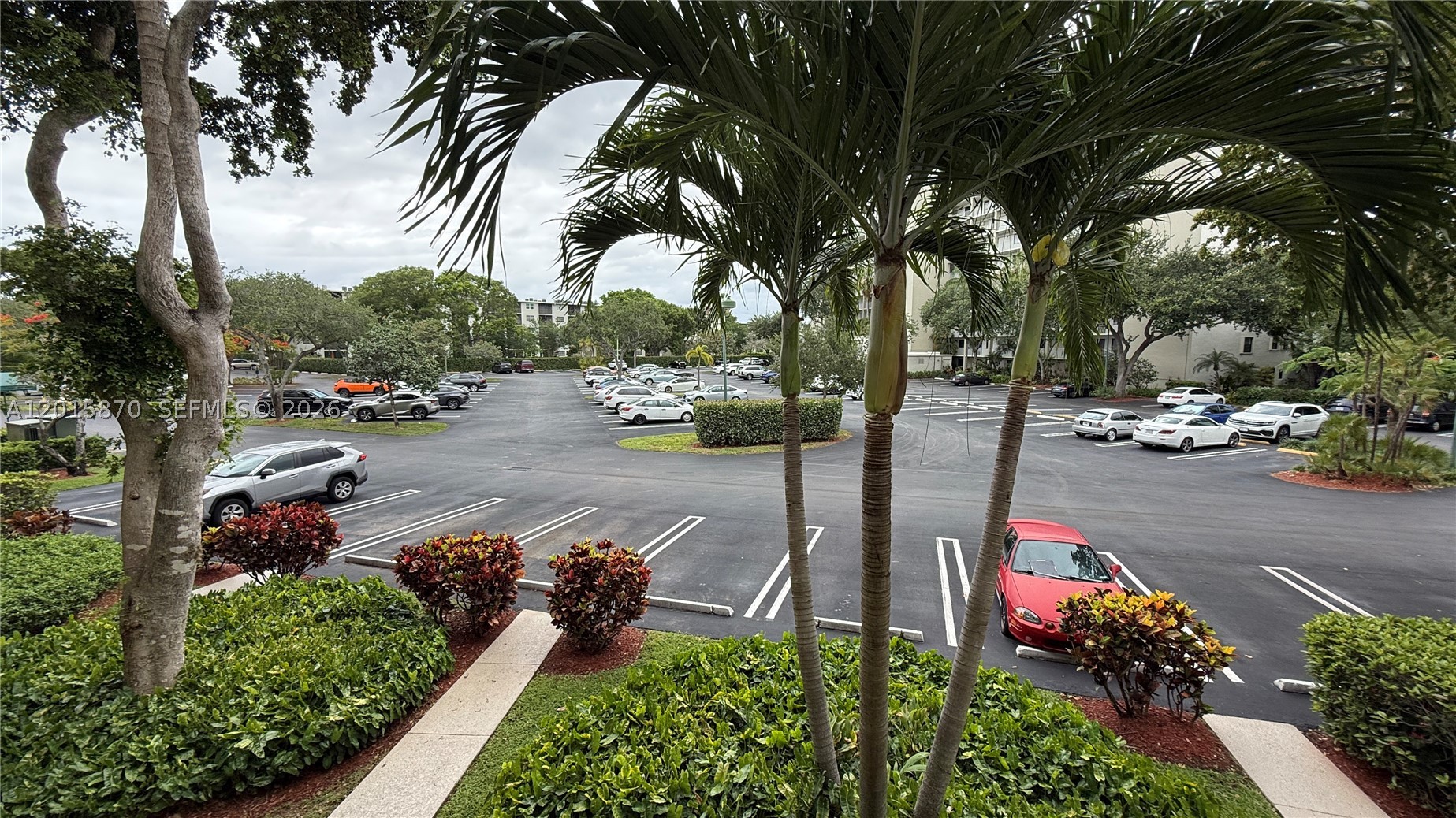 CYPRESS BEND CONDOMINIUM - Residential