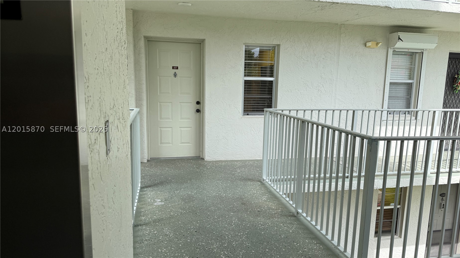 CYPRESS BEND CONDOMINIUM - Residential