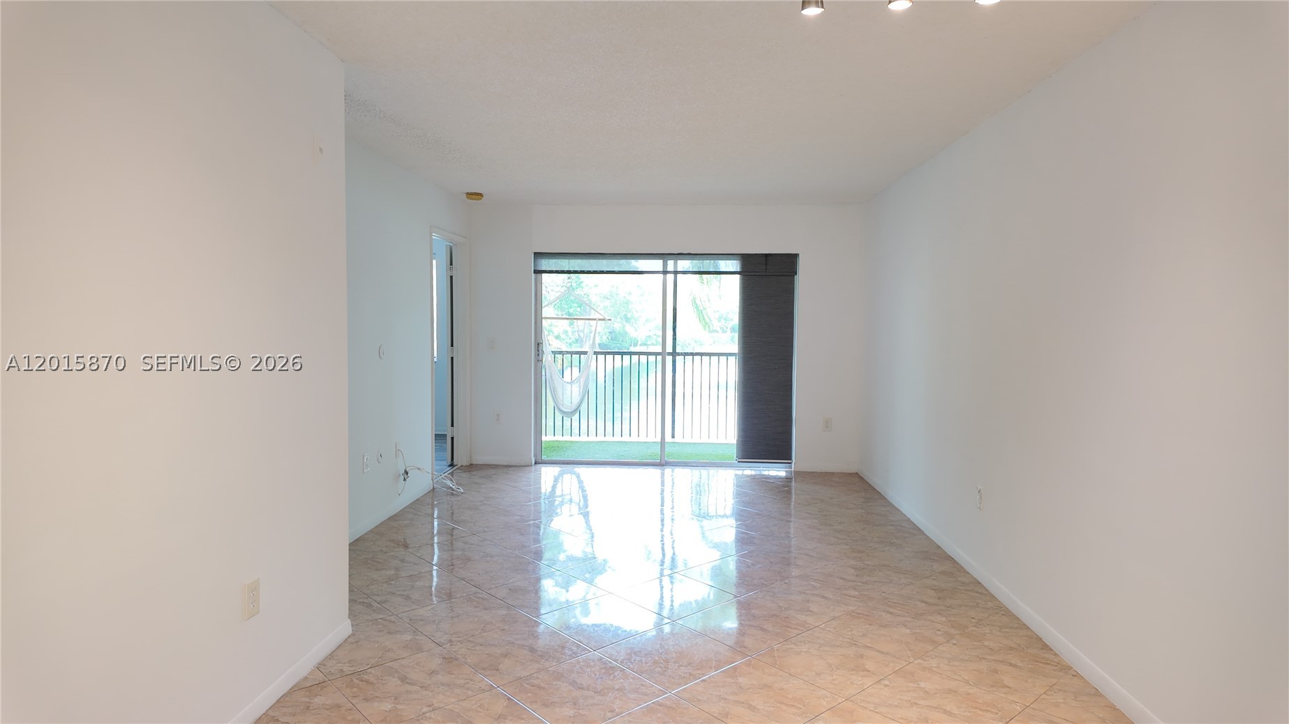 CYPRESS BEND CONDOMINIUM - Residential