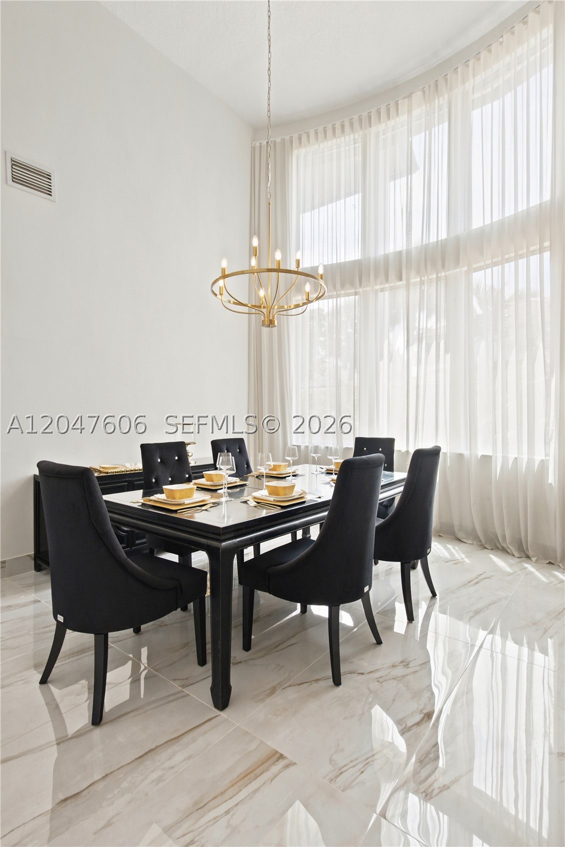 SUNSET LAKES PLAT ONE - Residential