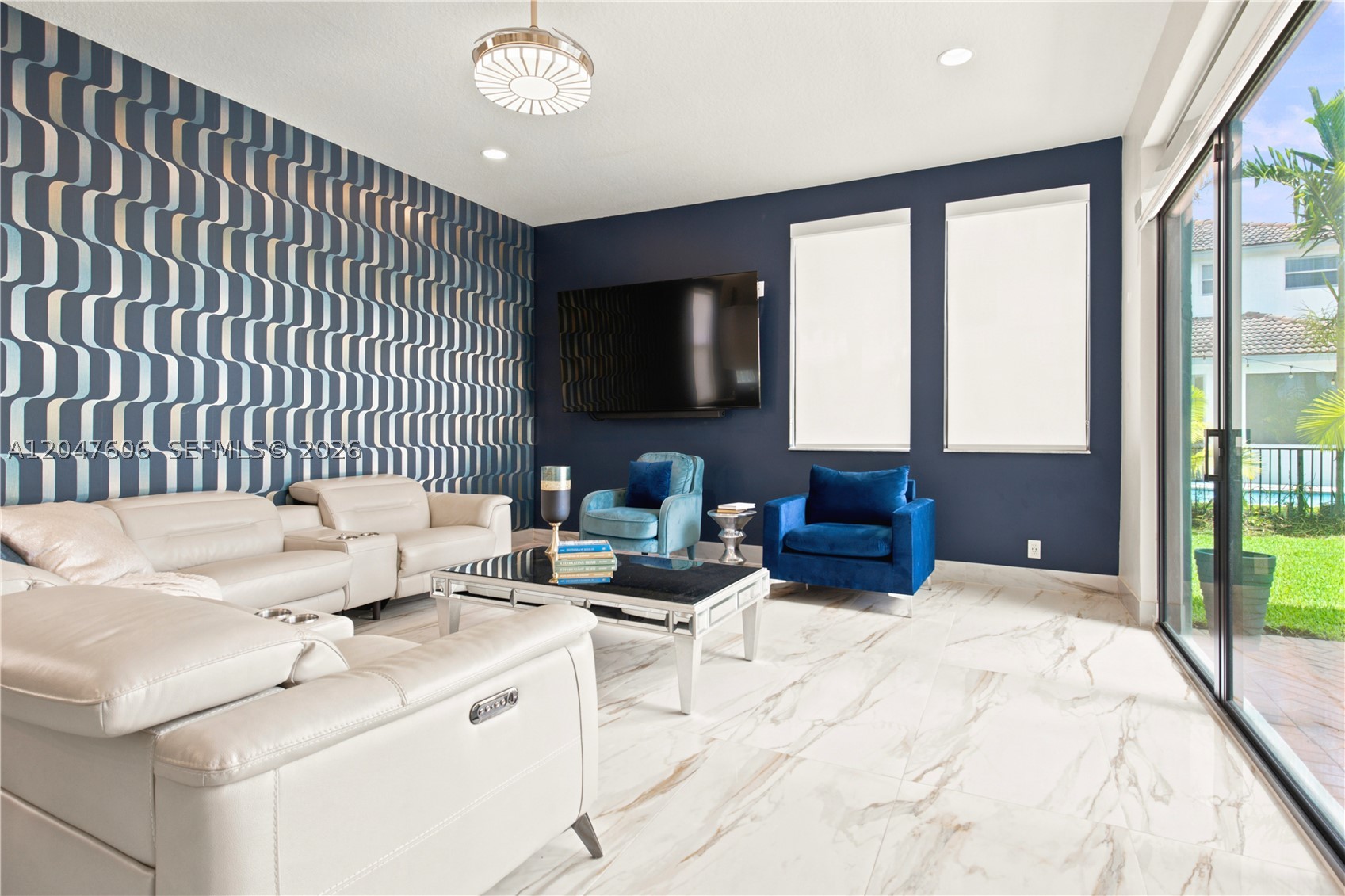 SUNSET LAKES PLAT ONE - Residential