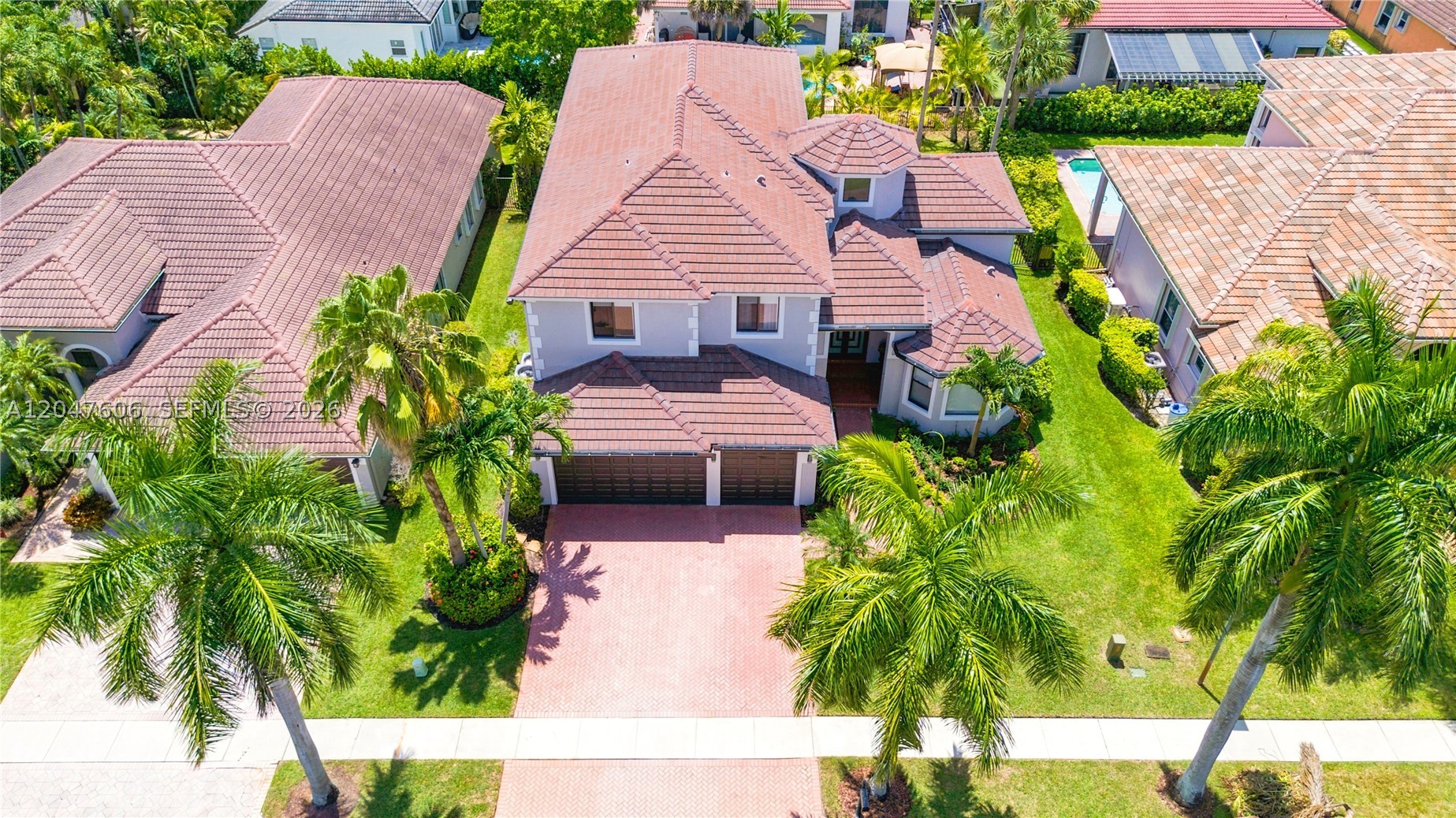 SUNSET LAKES PLAT ONE - Residential