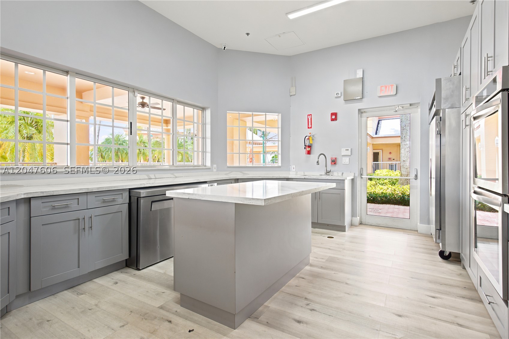SUNSET LAKES PLAT ONE - Residential