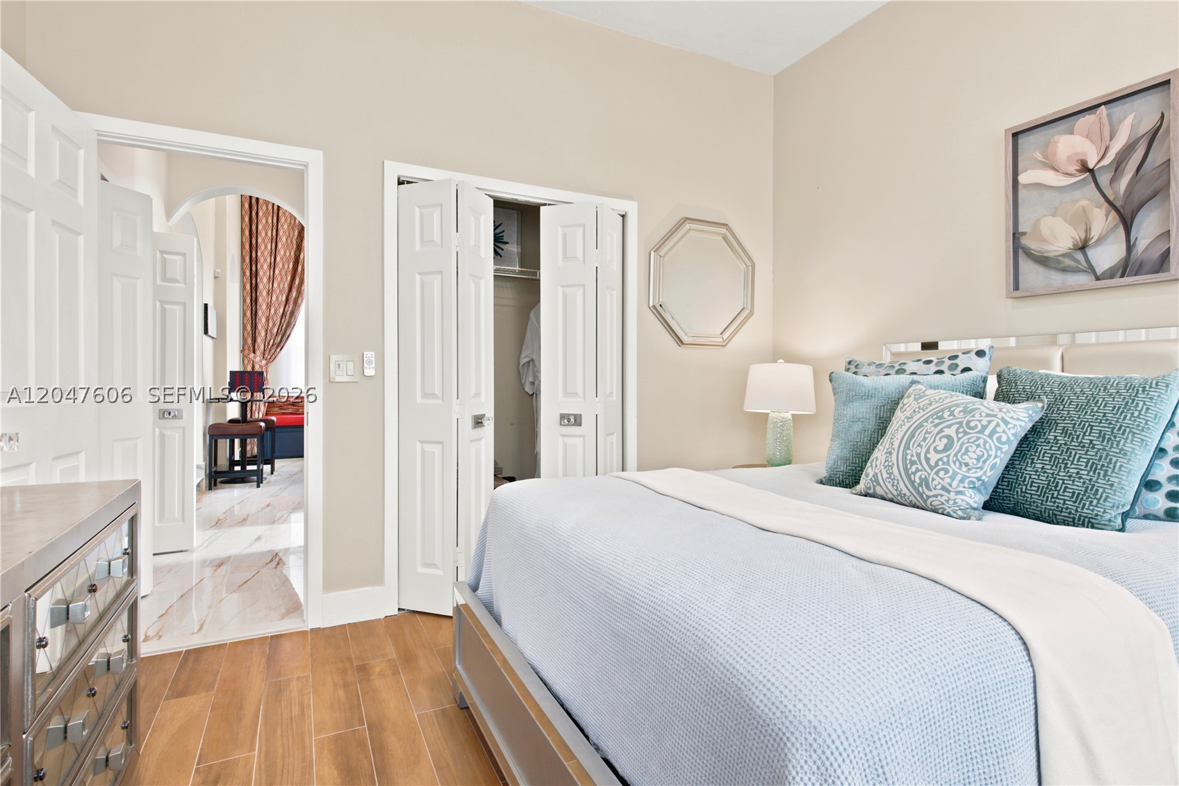 SUNSET LAKES PLAT ONE - Residential