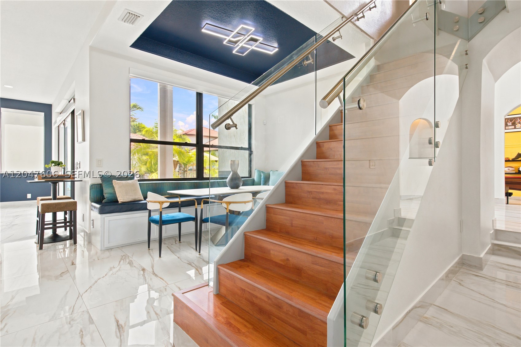 SUNSET LAKES PLAT ONE - Residential