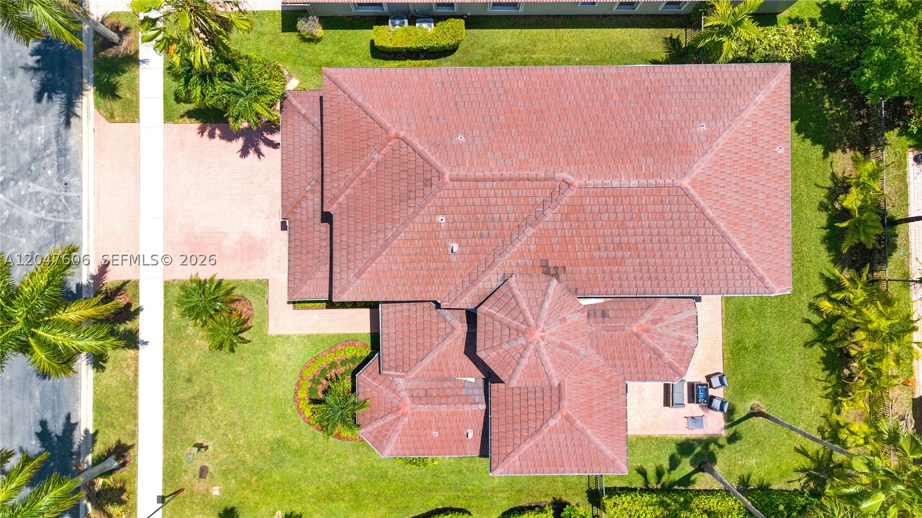 SUNSET LAKES PLAT ONE - Residential