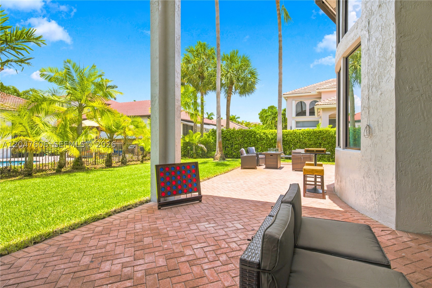 SUNSET LAKES PLAT ONE - Residential