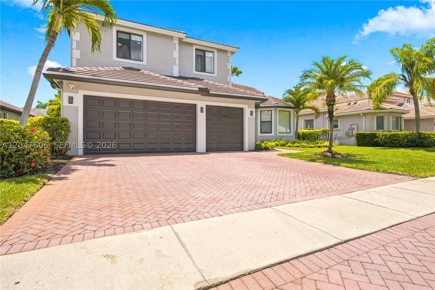 SUNSET LAKES PLAT ONE - Residential