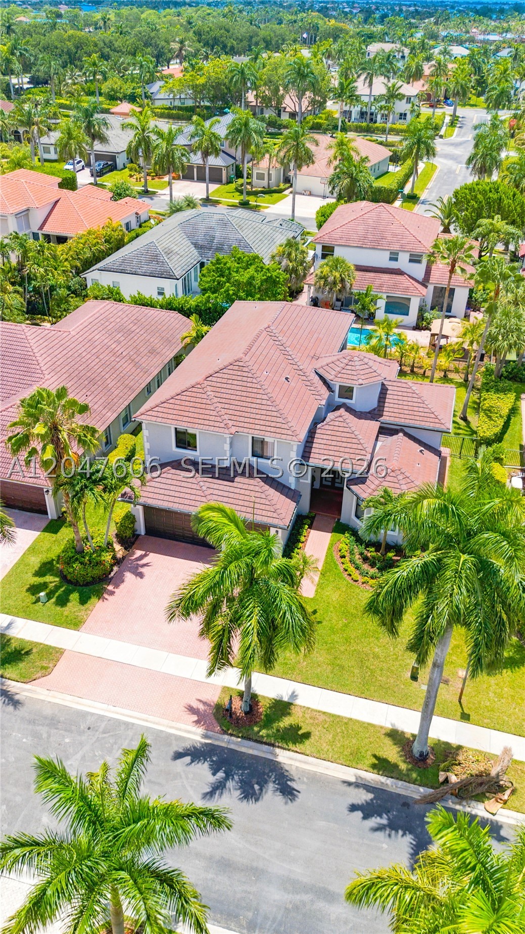 SUNSET LAKES PLAT ONE - Residential