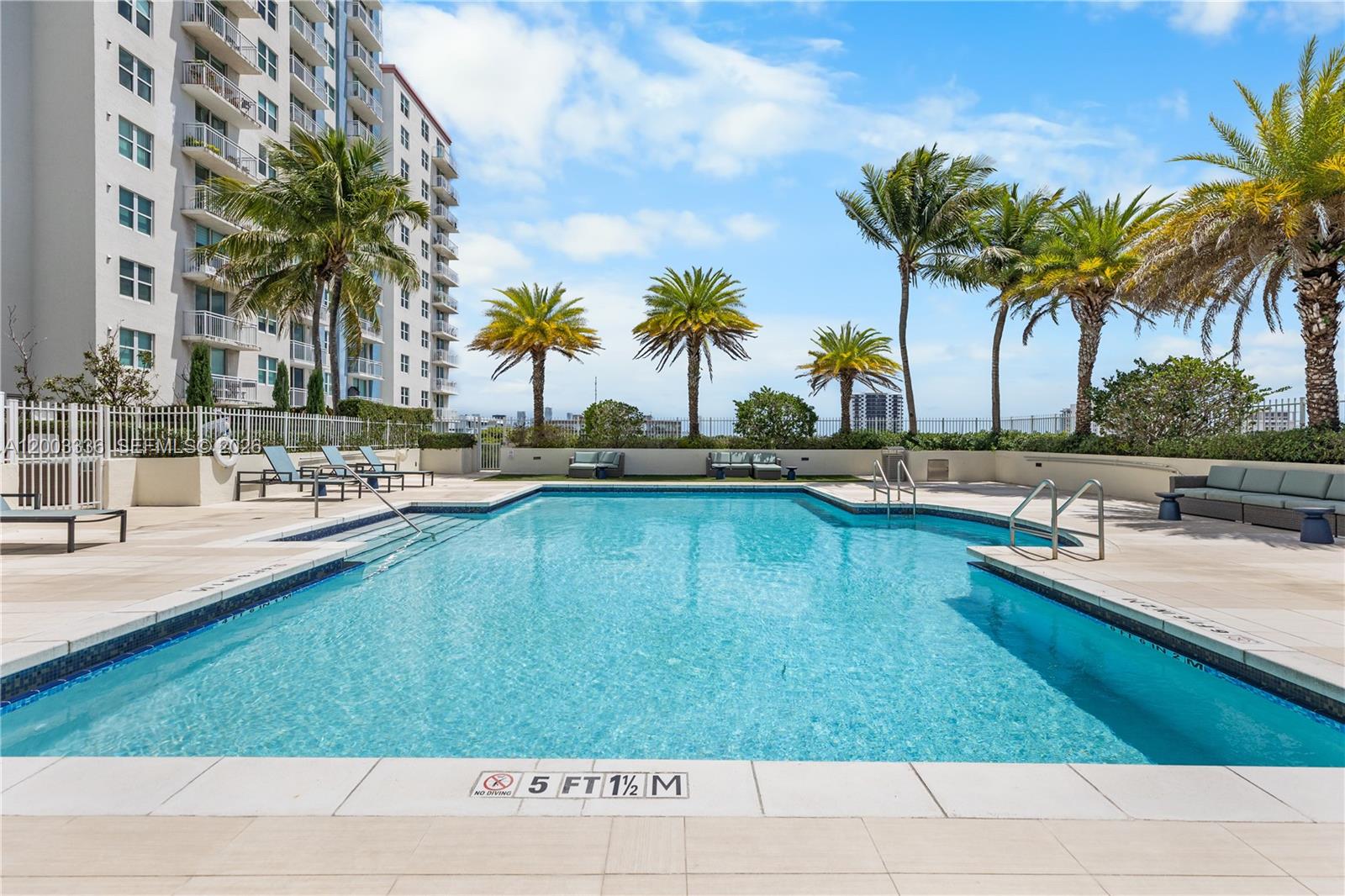 THE ASTON CONDO - Residential