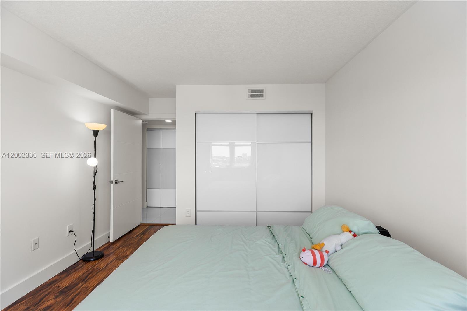THE ASTON CONDO - Residential