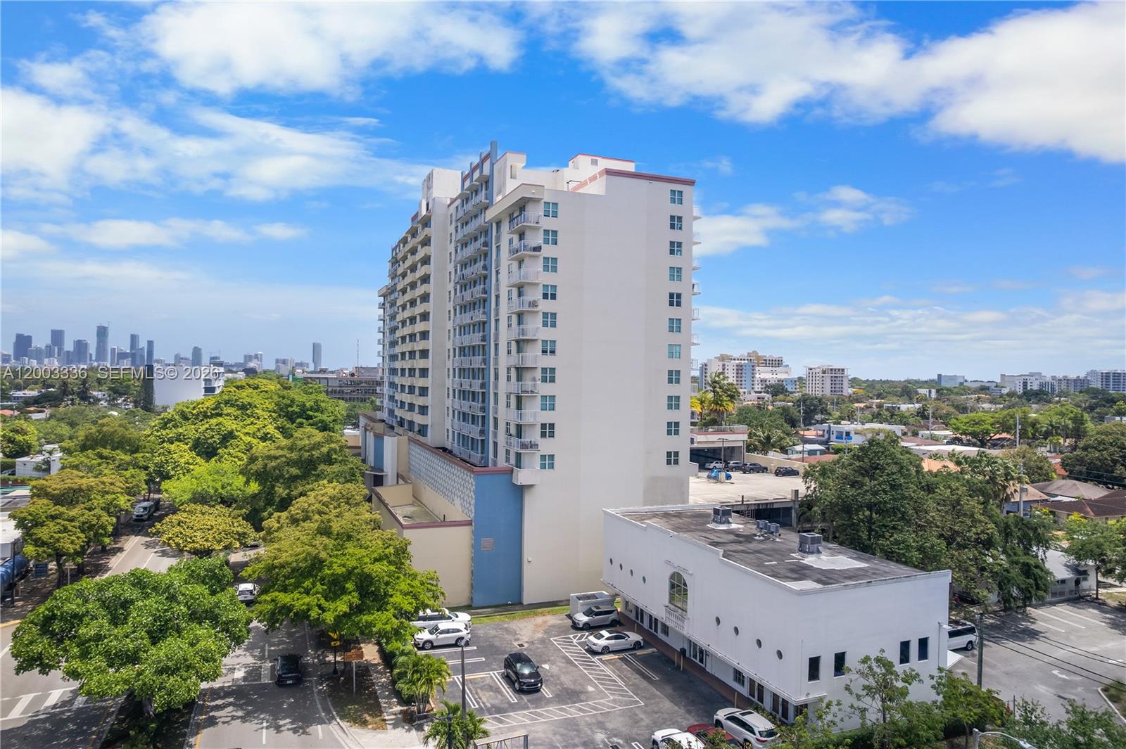 THE ASTON CONDO - Residential