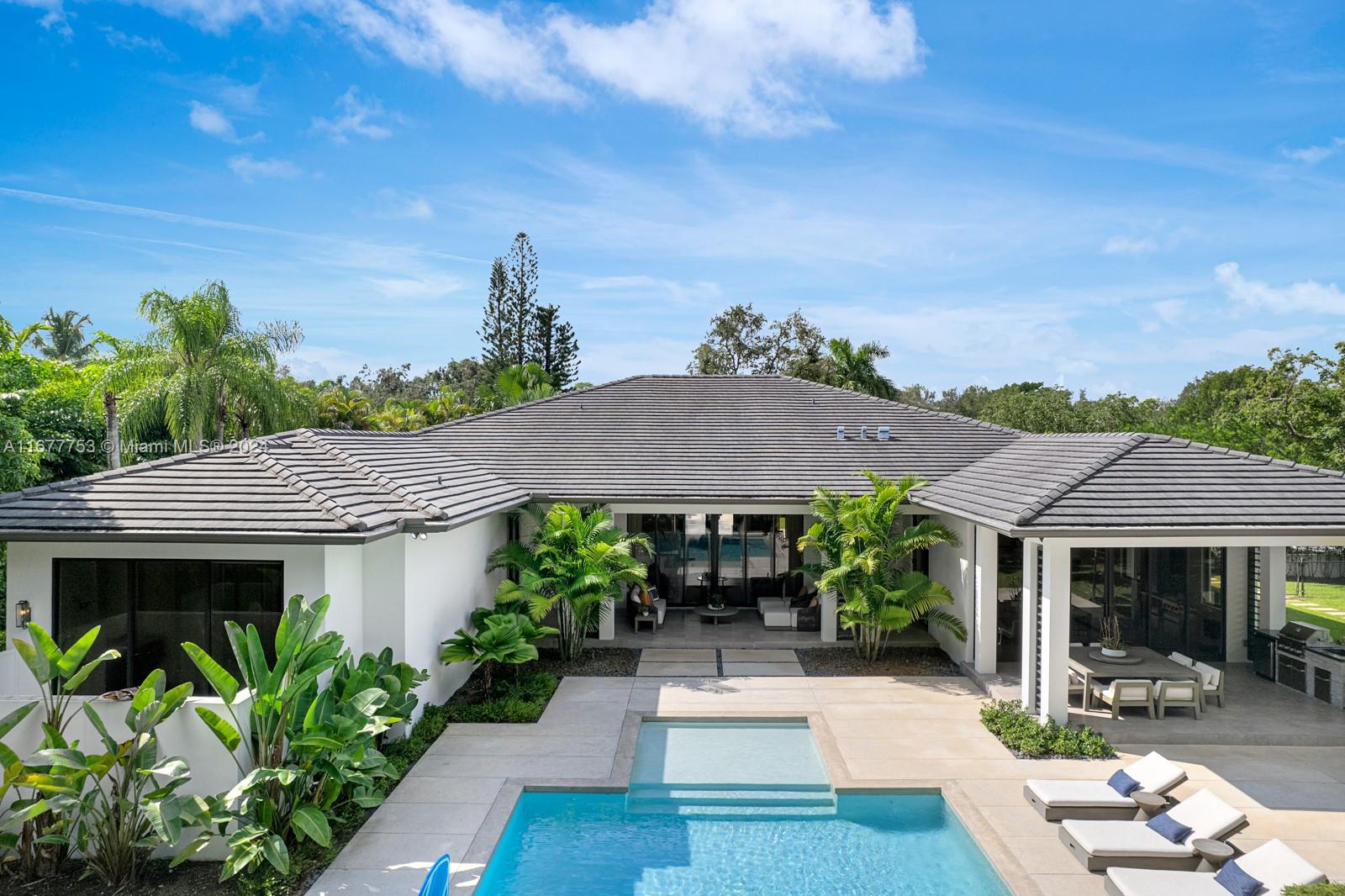 SAN ISIDRO ESTATES - Residential