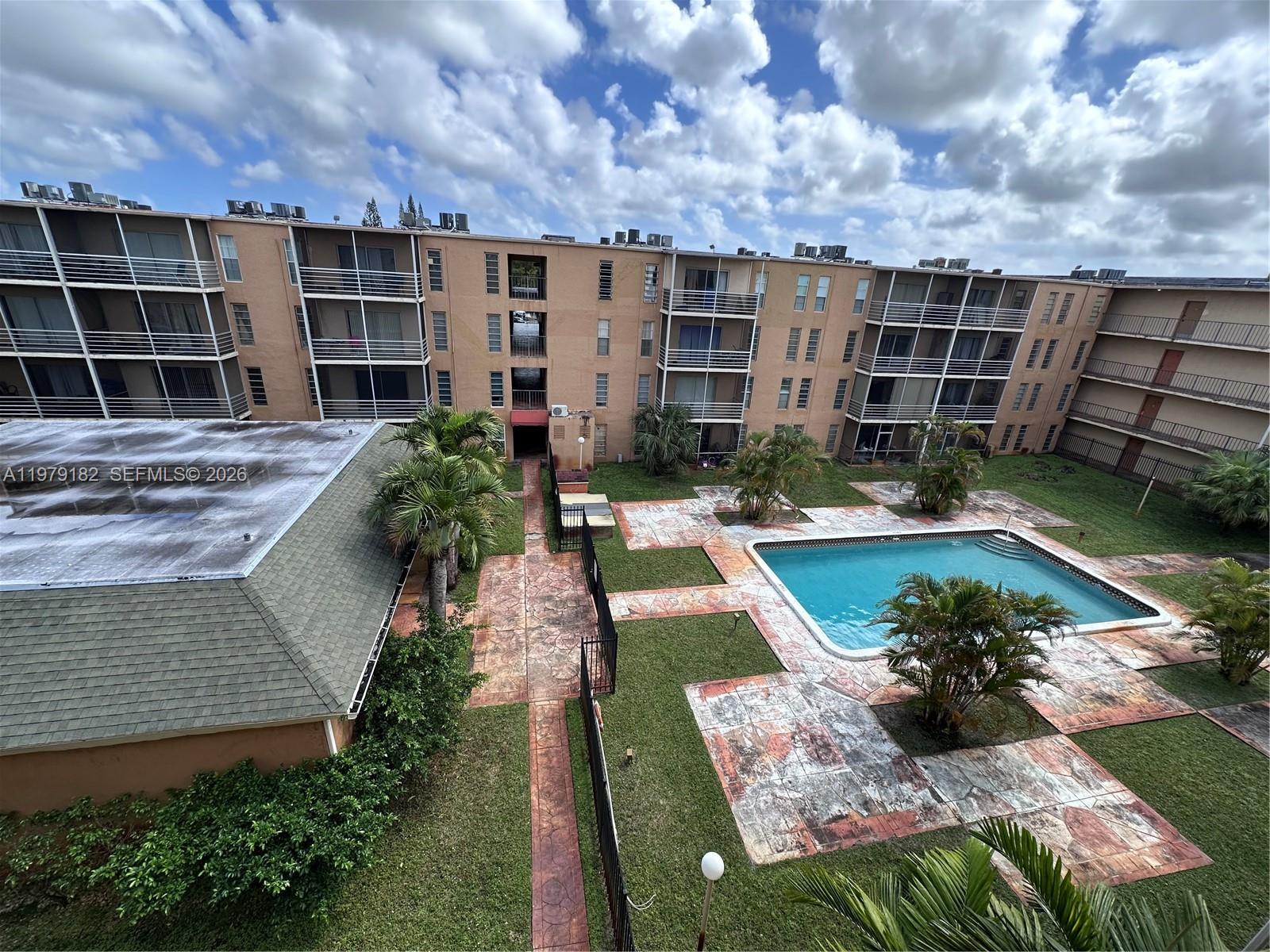 TOWN SQUARE CONDO - Residential