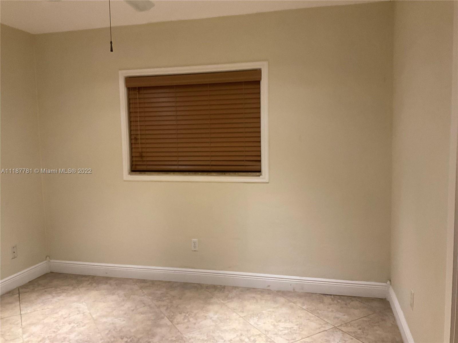 WESTWOOD COMMUNITY 3 - Residential Lease