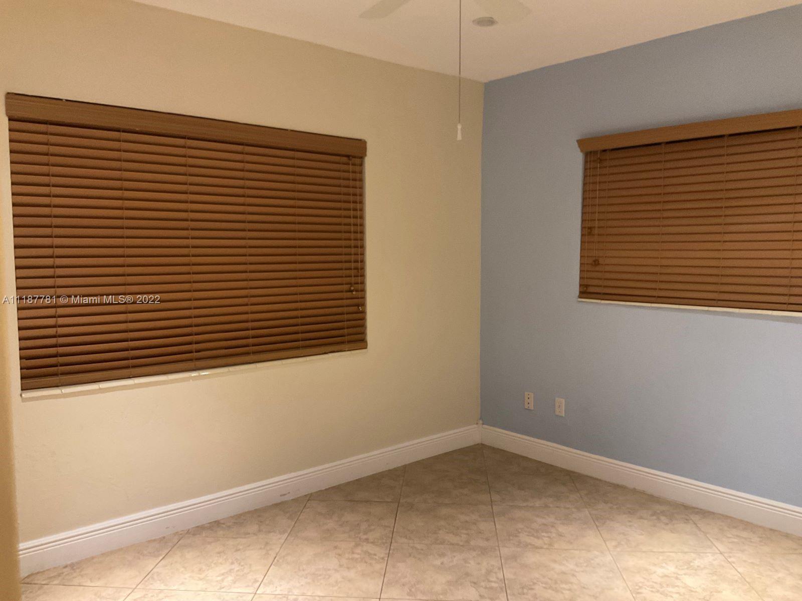 WESTWOOD COMMUNITY 3 - Residential Lease
