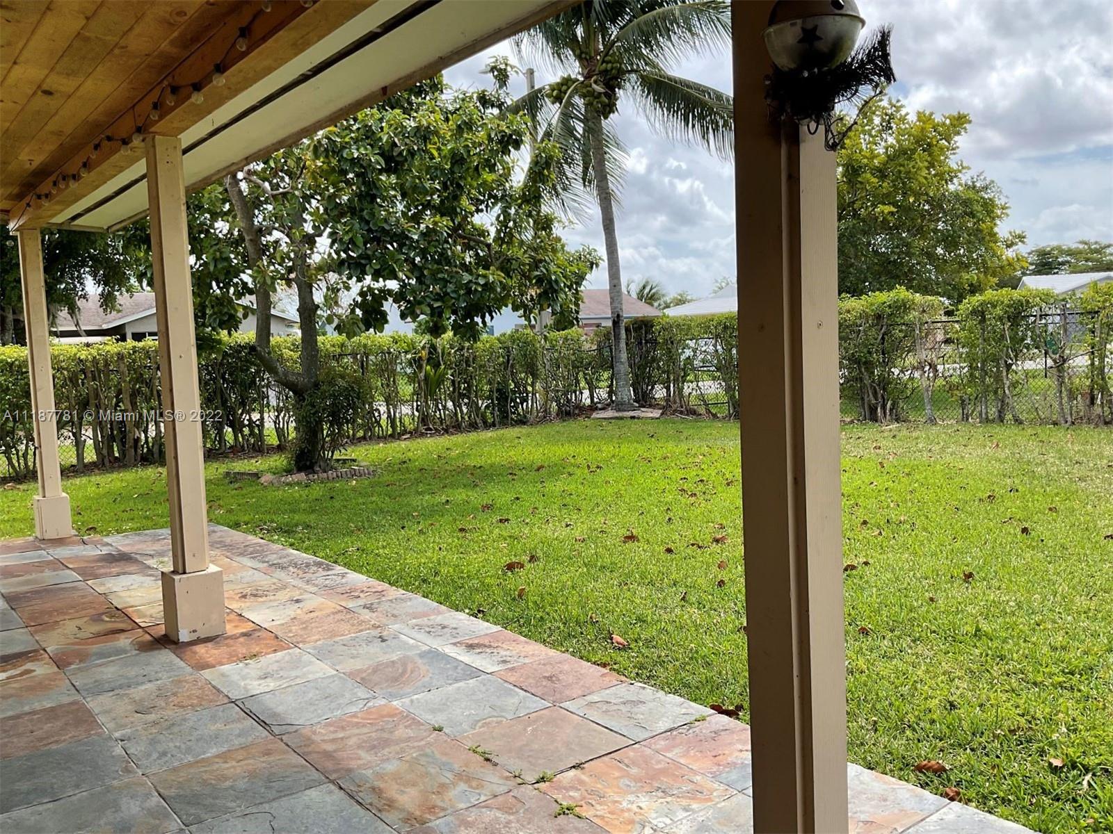 WESTWOOD COMMUNITY 3 - Residential Lease