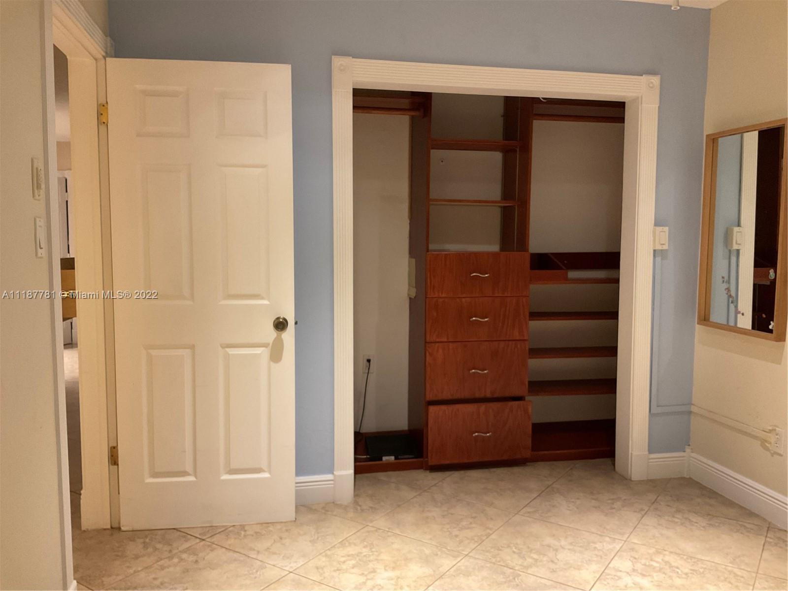 WESTWOOD COMMUNITY 3 - Residential Lease
