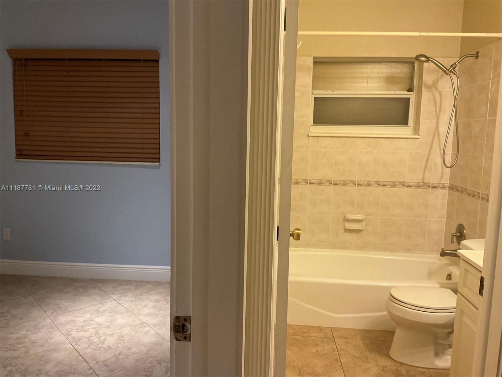 WESTWOOD COMMUNITY 3 - Residential Lease