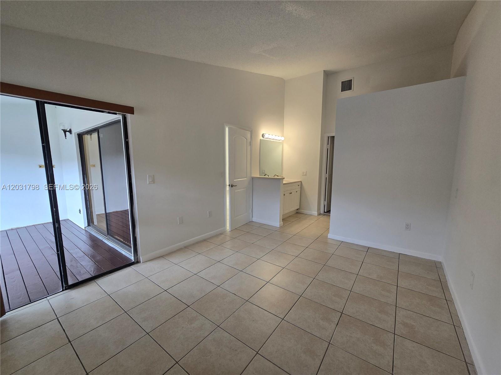 VERANO AT MIRAMAR CONDO - Residential Lease