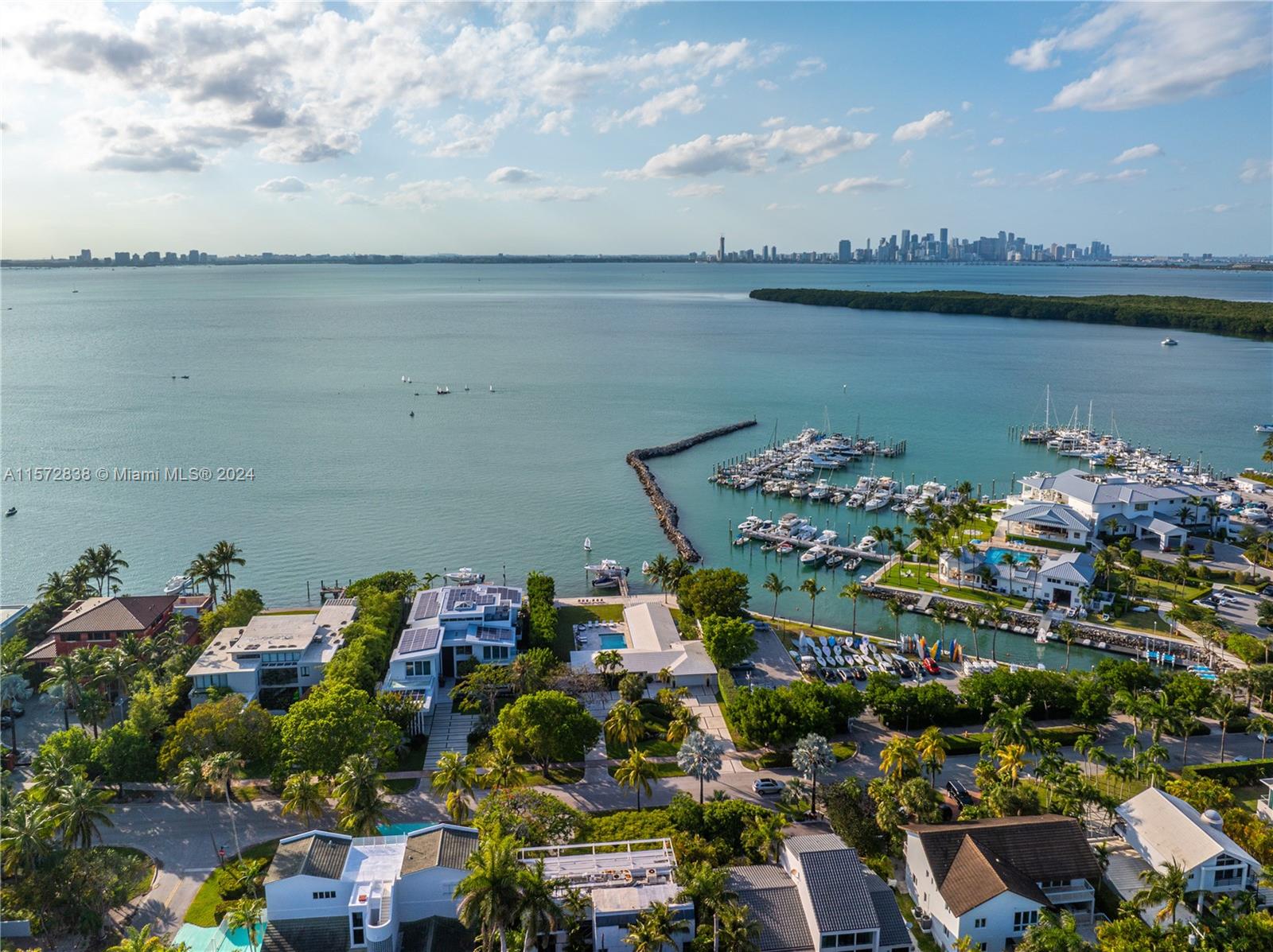 TROPICAL ISLE HOMES SUB 4 - Residential