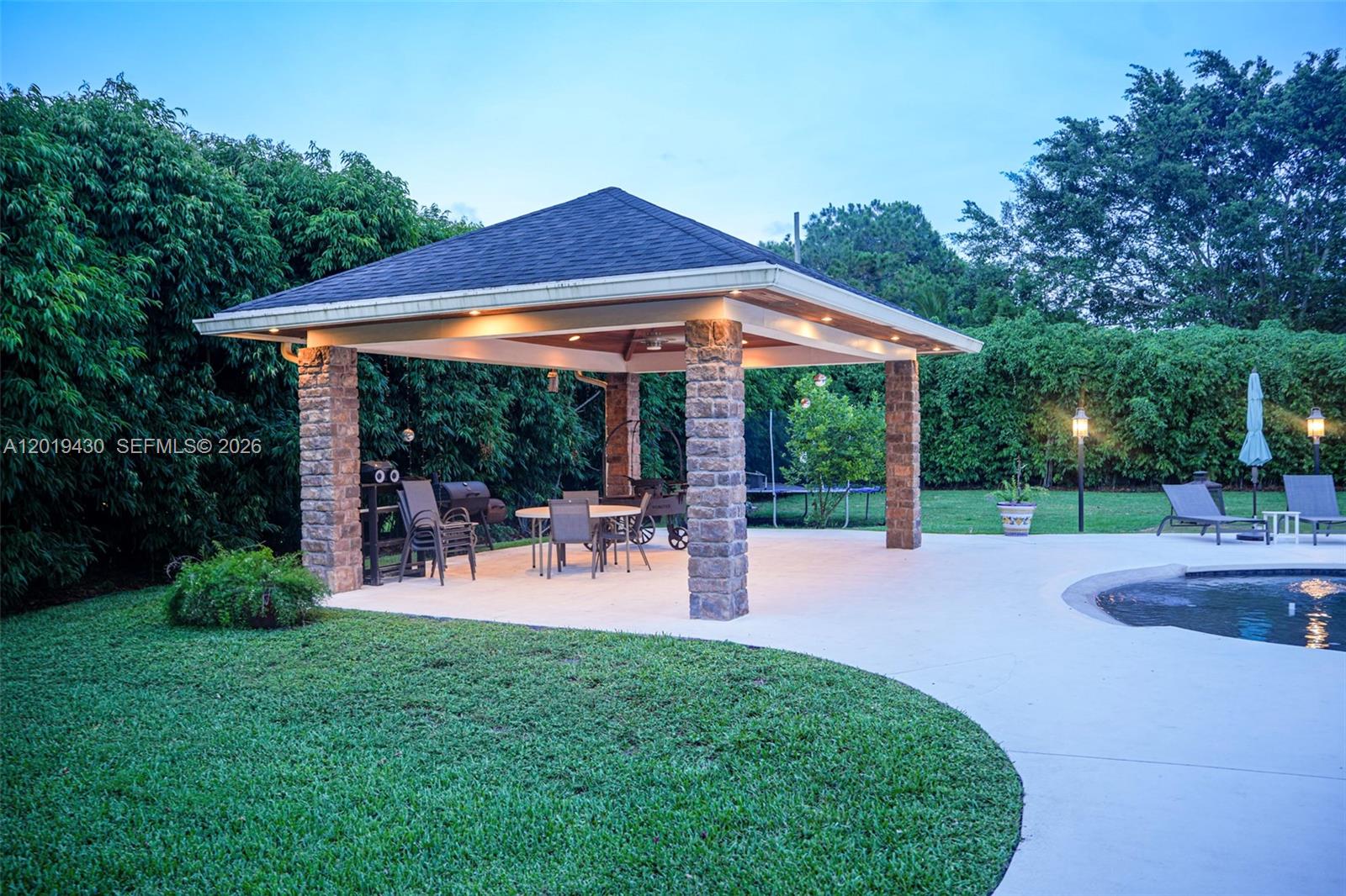 Paradise Farm - Residential