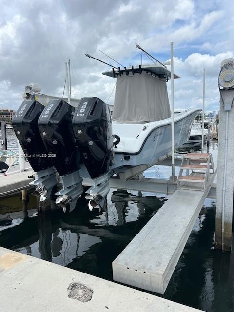GROVE ISLE MARINA - Land