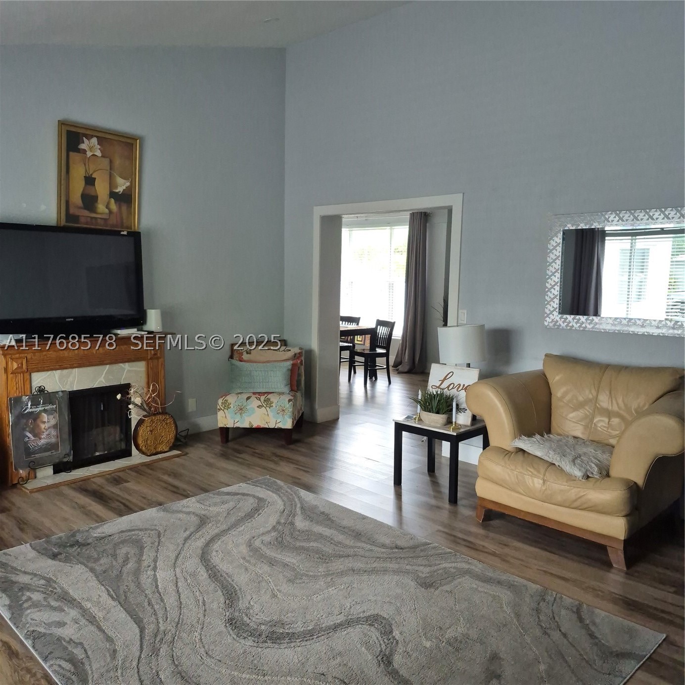 ARCOLA GARDENS - Residential