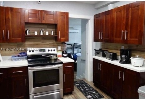 ARCOLA GARDENS - Residential