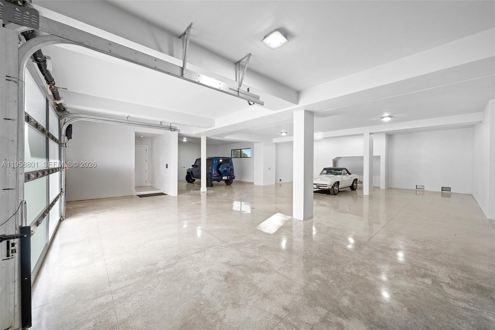 METES AND BOUNDS - Residential