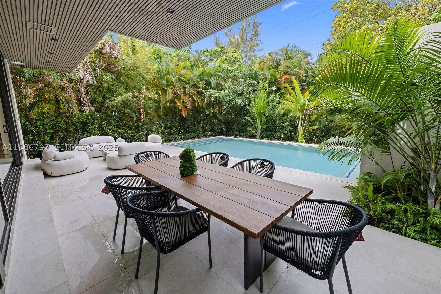 SURPRISE LAKE - Residential